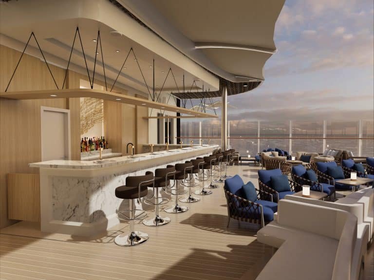 EXPLORA I_Astern Pool_04