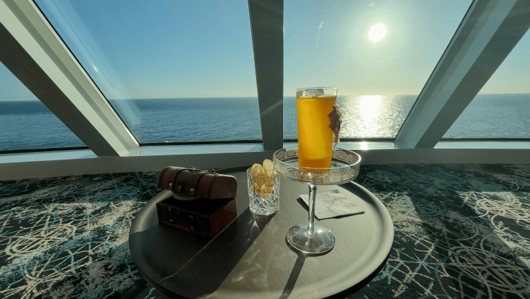 Mein Schiff Relax - Captain´s Bar