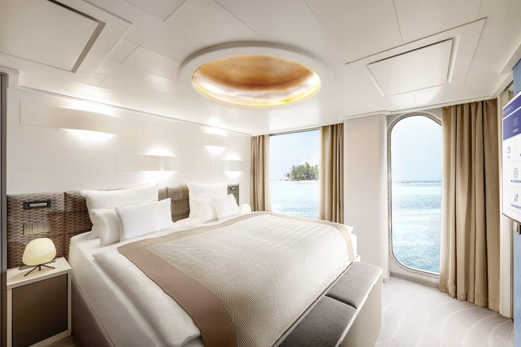 HANSEATIC nature Kabinen & Suiten Grand Suite Schlafzimmer